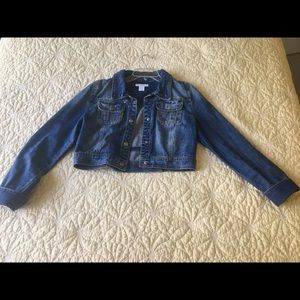 Long sleeve Denim Jacket!